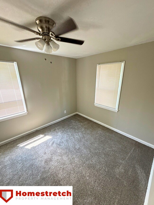 Foto del edificio - 1263 Hafner Pl