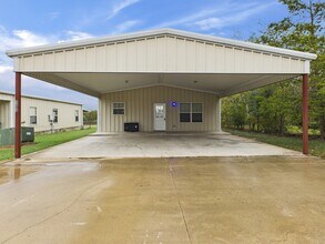 Building Photo - 5818 Leonard Rd