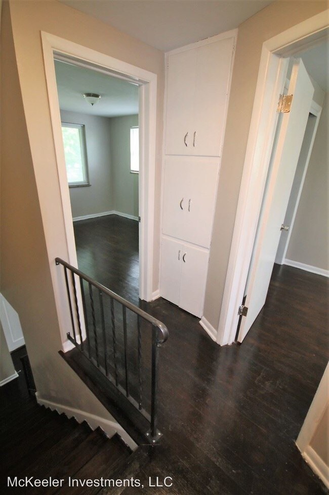 Foto del edificio - 271-271 Broad Meadows Blvd