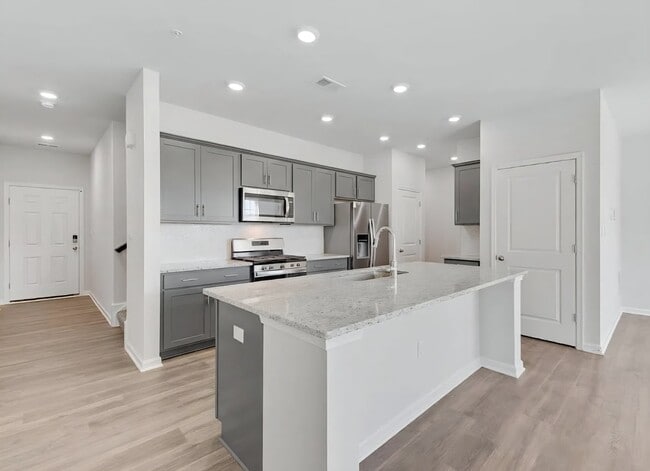 Building Photo - 1745 Lawder Cir