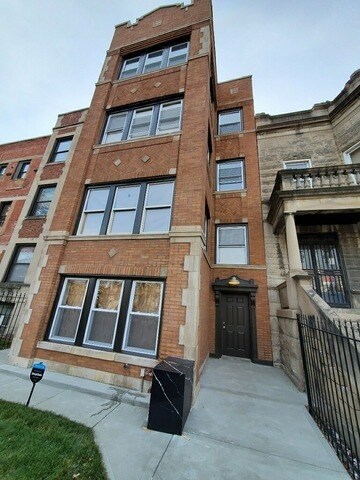 Primary Photo - 4151 W Washington Blvd