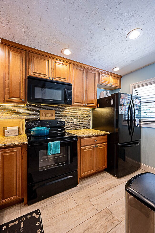 Foto del edificio - 714 Northlake Ct