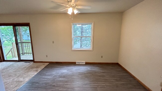 Building Photo - 4210 Menga Dr