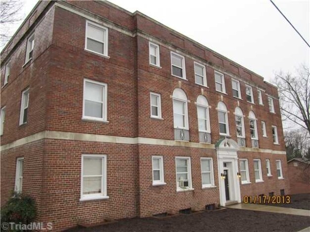 Primary Photo - 341 Franklin St