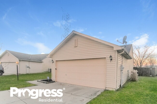 Building Photo - 5702 High Timber Ln