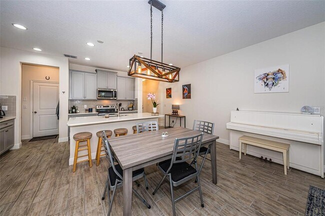 Building Photo - 14126 Damselfly Dr