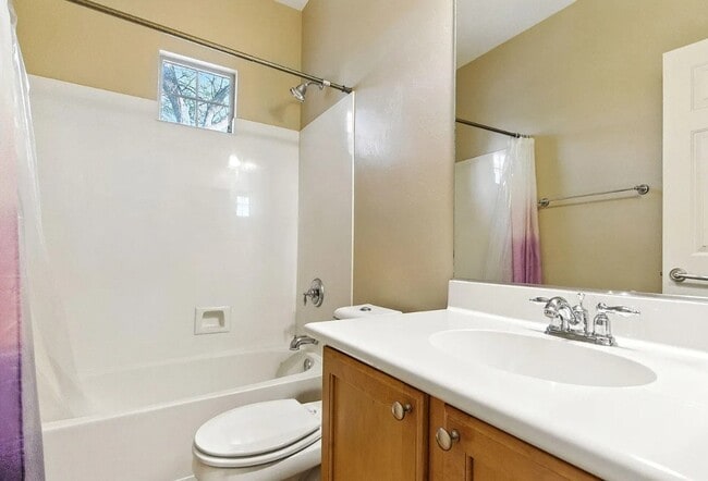 Building Photo - 5900 S Courtland Dr