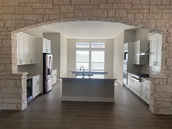 Building Photo - 4628 Arques Ave
