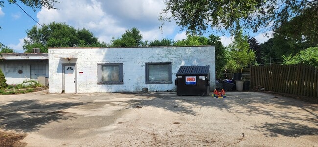 Building Photo - 5419 Harriet Ave