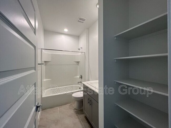 Foto del edificio - 12510 W Gini Ln
