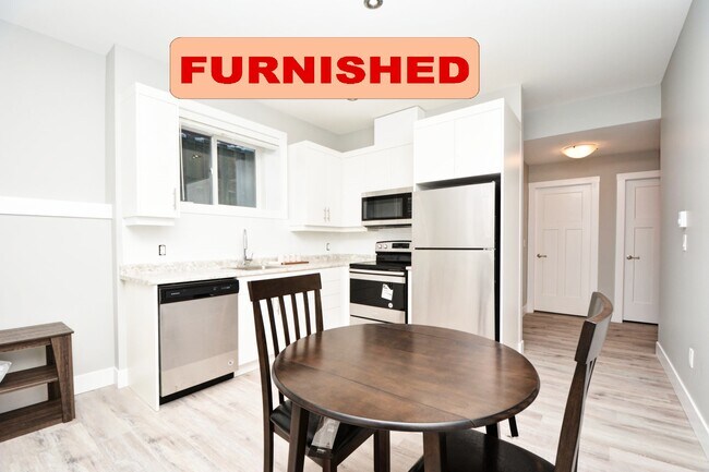 Photo du bâtiment - 8323-C-8388 88 Ave