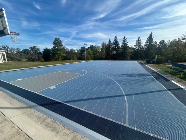 Foto del edificio - 3608 Oakmonte Blvd