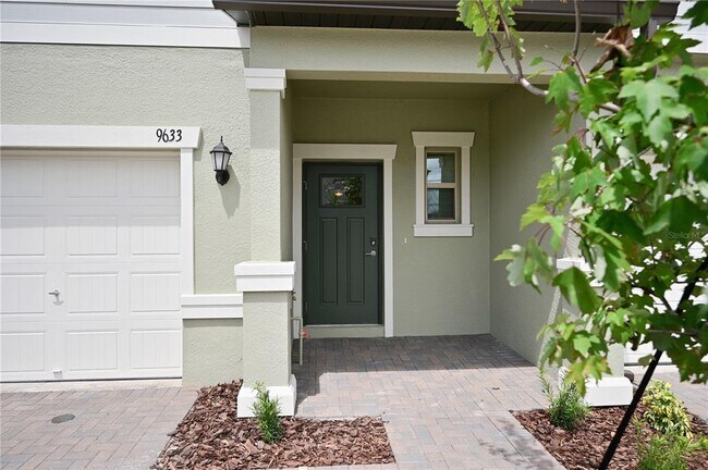 Building Photo - 9633 Ashworth Pl