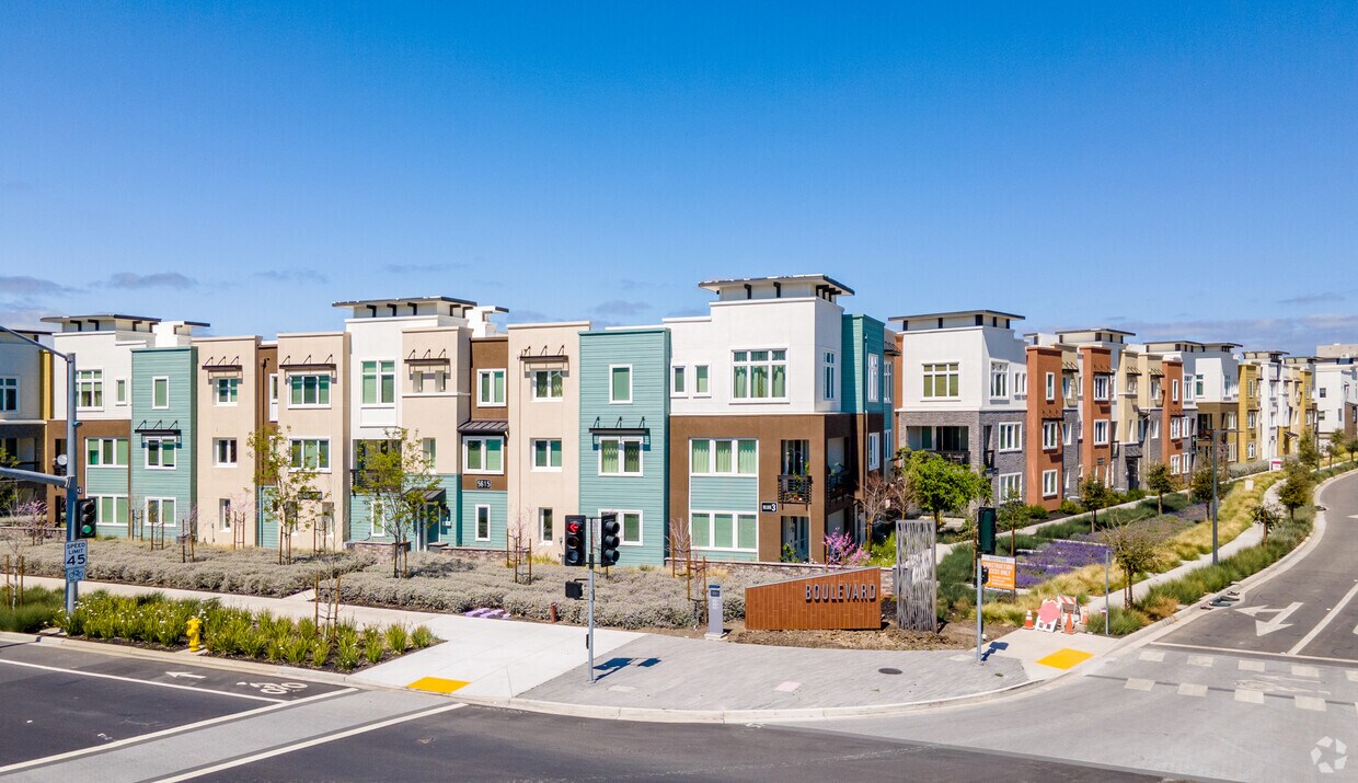 Primary Photo - Union at BLVD
