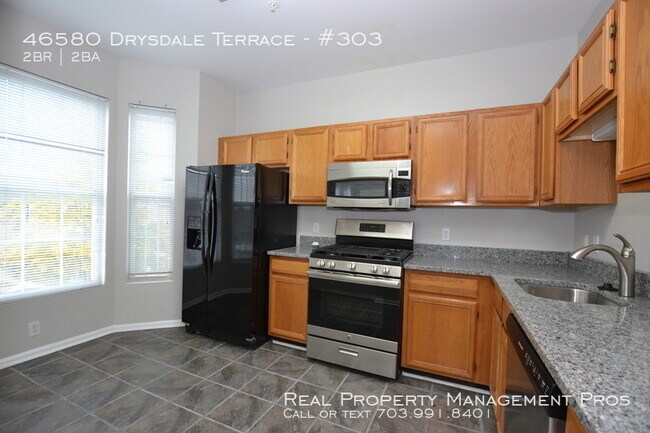 Foto del edificio - 46580 Drysdale Terrace