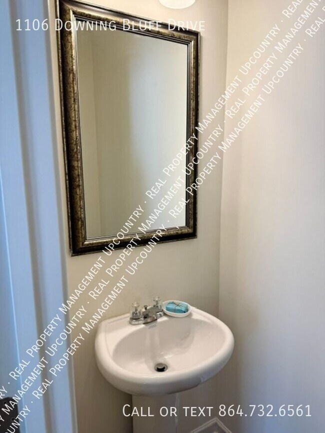 Foto del edificio - 1106 Downing Bluff Dr