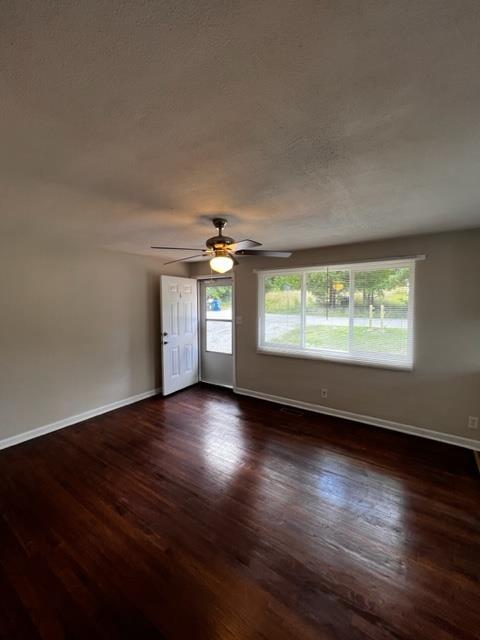 Building Photo - 313 Kersey Dr