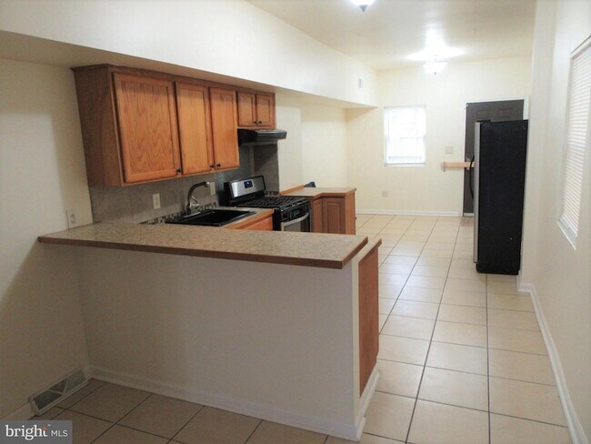 Foto del edificio - 2227 Pine St