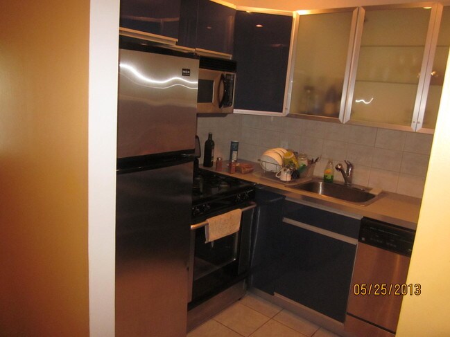 Foto del edificio - 57 Broadlawn Park