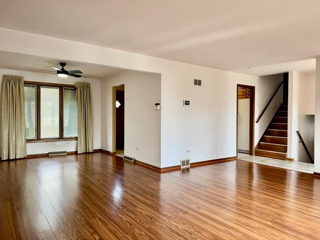 Foto del edificio - 8440 Anvil Pl
