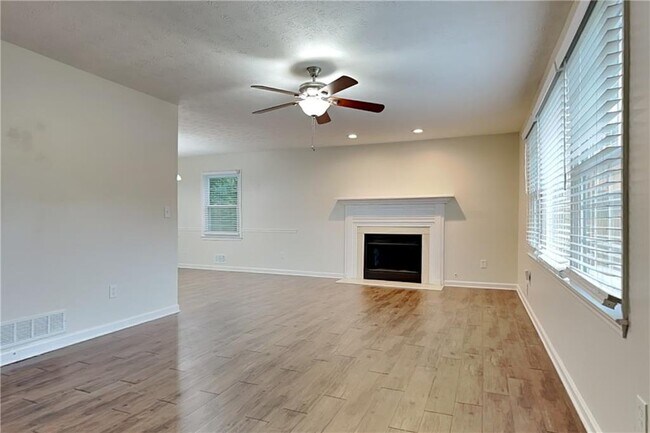 Building Photo - 3253 Glynn Mill Dr