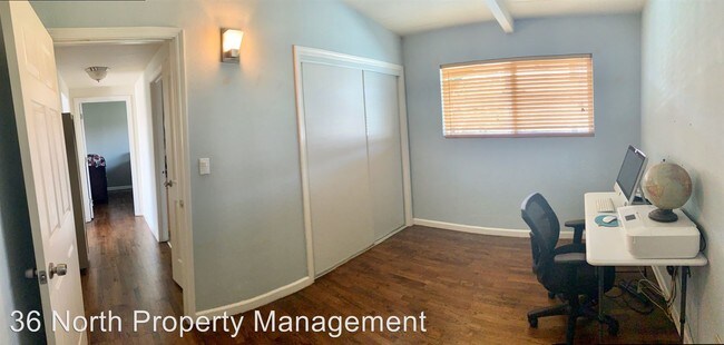 Building Photo - 2 br, 1 bath House - 11221 Cooper Street