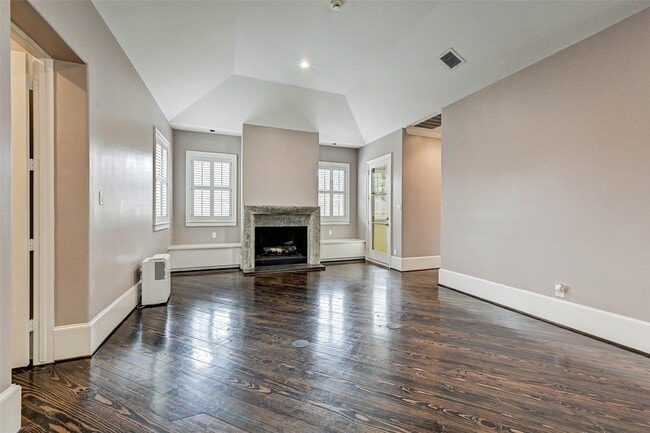 Building Photo - 3128 Alabama Ct