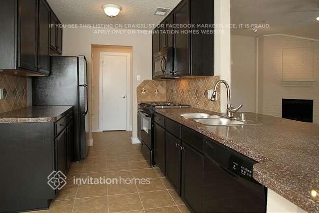 Foto del edificio - 2665 Claremont Dr