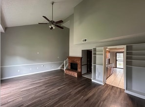 Building Photo - 6244 Kirby Downs Dr