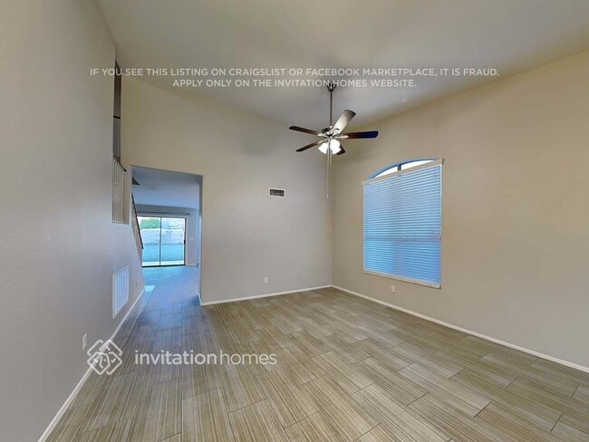 Building Photo - 514 E Kyle Ct
