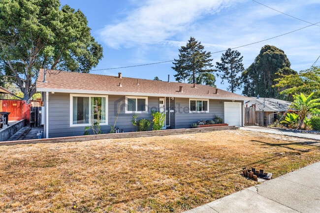Building Photo - 4533 Utah Dr