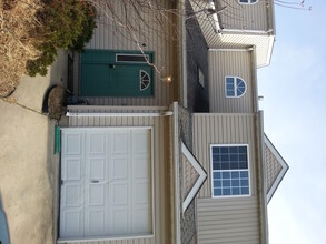 Building Photo - 4 Sage Dr
