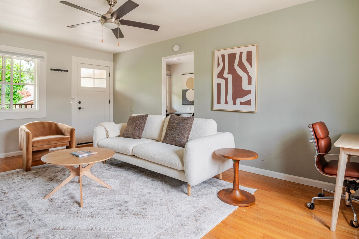 Foto principal - 325 Hawthorne Ave