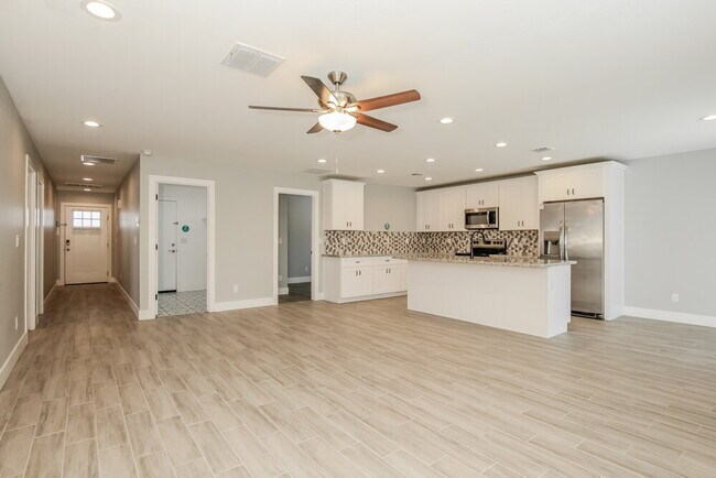 Foto del edificio - 4920 S 23rd Ave