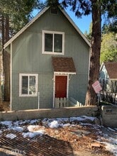 Building Photo - 23689 Manzanita Dr