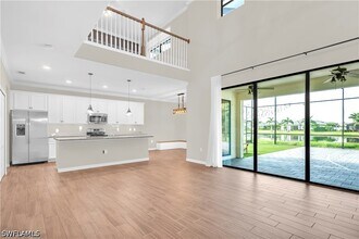 Building Photo - 11884 Boxelder Way