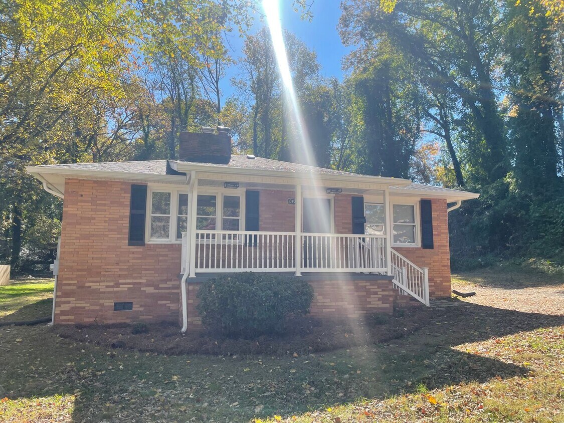 Photo - 10 W Twenty-Eighth St (Winston-Salem, NC)