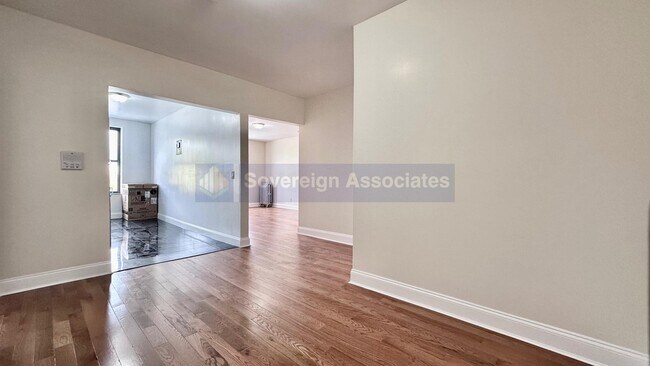 Foto del edificio - 1803 Riverside Dr