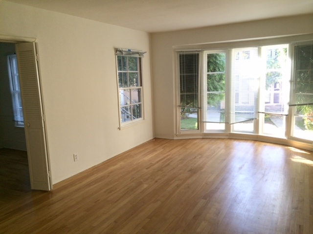 Primary Photo - 609 Kelton Ave