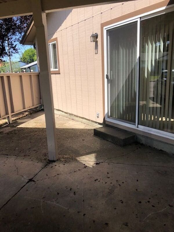 Photo - 1287 Kenray Loop House