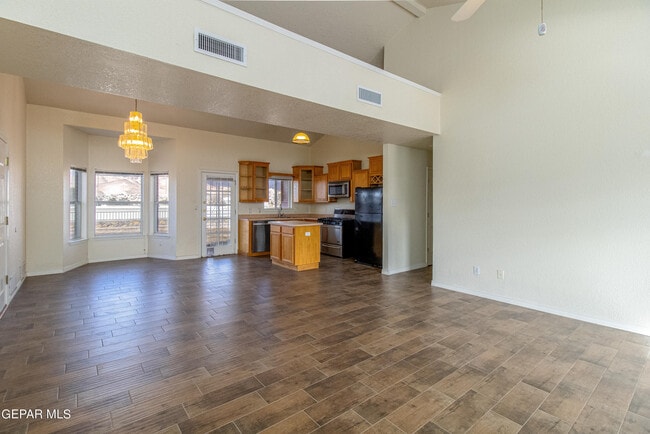 Building Photo - 4624 King Arthur Ct