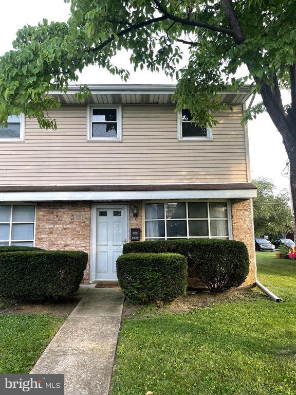 Foto principal - 112 W Vine St