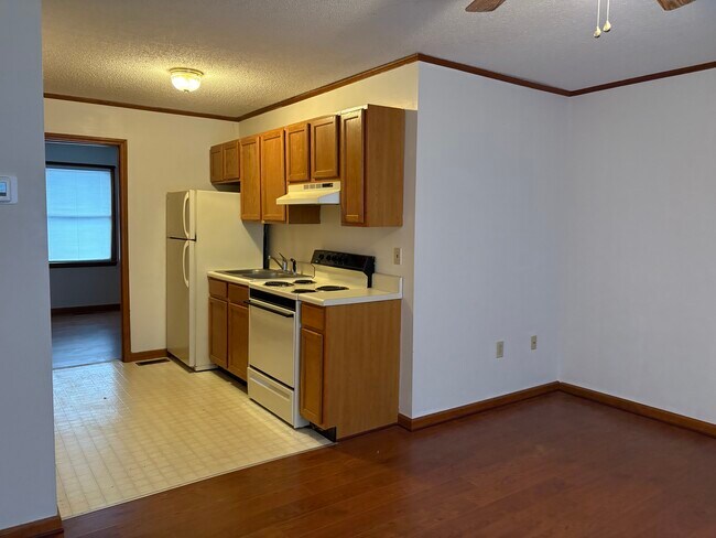 Foto del edificio - 812 E Maple St