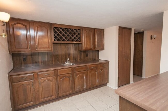 Foto del edificio - 5419 Cairnleigh Dr