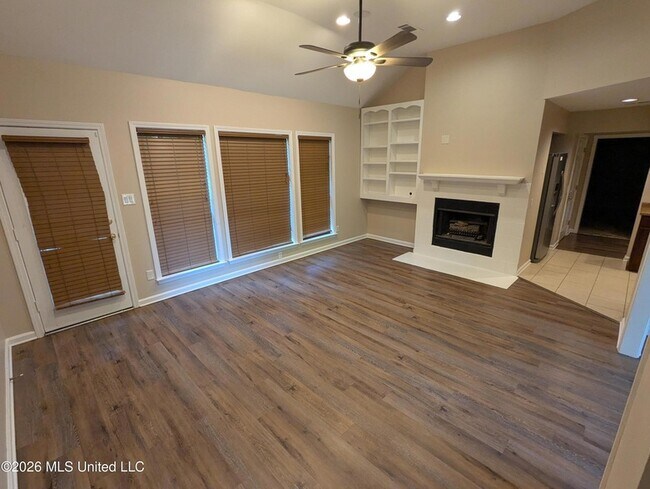 Foto del edificio - 2656 Pleasant Hill Rd
