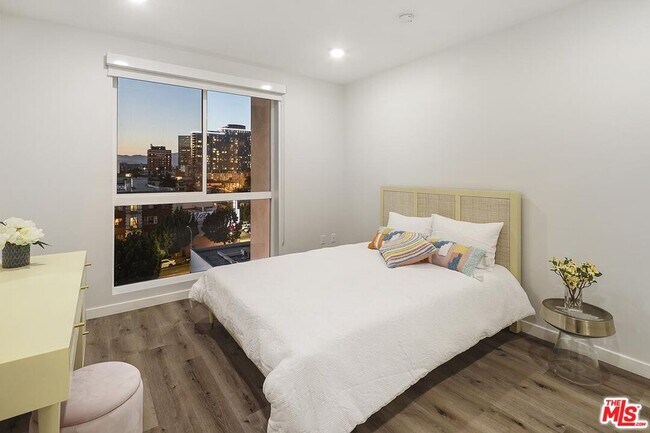 Foto del edificio - 2783 Francis Ave