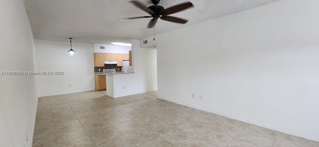 Foto del edificio - 10342 Fox Trail Rd S