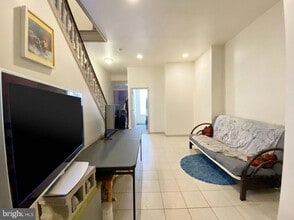 Building Photo - 2037 N Carlisle St