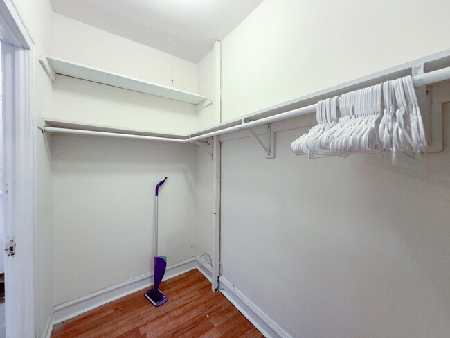 Foto del edificio - 2536 N Sawyer Ave