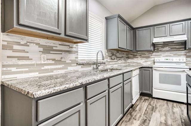 Foto del edificio - 2948 Coventry Ln